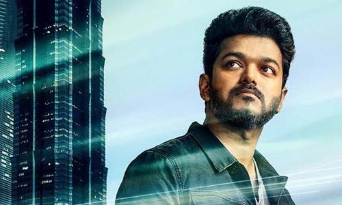 വിജയ്ക്കെതിരെ ‘രാഷ്ട്രീയ കലാപം’ : വിജയ് രാഷ്ട്രീയത്തിലിറങ്ങുമെന്ന് സൂചനകൾ 