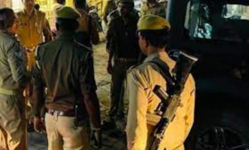 ഭാര്യയെയും നാല് മക്കളെയും വെട്ടിക്കൊലപ്പെടുത്തി ഗൃഹനാഥൻ ജീവനൊടുക്കി ഭാര്യയെയും നാല് മക്കളെയും വെട്ടിക്കൊലപ്പെടുത്തി ഗൃഹനാഥൻ ജീവനൊടുക്കി