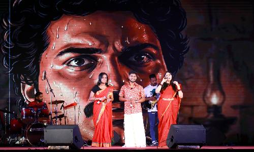 ജനപങ്കാളിത്തത്തോടെ ബി.കെ.എസ് 'സിതാർ നൈറ്റ്സ്'; സാഹിത്യ വിഭാഗത്തിന്റേത് ശ്രദ്ധേയമായ ഓണാഘോഷ രാവ്
