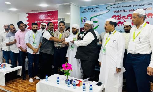 മനാമ സൂഖ് തീപ്പിടുത്തം - ഫണ്ട് കൈമാറി സമസ്ത ബഹ്റൈൻ മനാമ സൂഖ് തീപ്പിടുത്തം - ഫണ്ട് കൈമാറി സമസ്ത ബഹ്റൈൻ