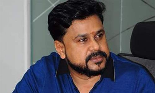 'സുരക്ഷിത ഭവനം' പദ്ധതിയുടെ പേരിലുള്ള പണപ്പിരിവുകൾ വിശ്വസിക്കരുതെന്ന് ദിലീപ് 'സുരക്ഷിത ഭവനം' പദ്ധതിയുടെ പേരിലുള്ള പണപ്പിരിവുകൾ വിശ്വസിക്കരുതെന്ന് ദിലീപ്
