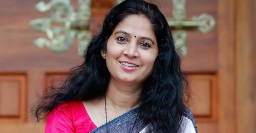 ഫേസ്ബുക്ക് പോസ്റ്റിൽ യു.പ്രതിഭ എംഎൽഎയ്ക്കെതിരെ സിപിഎം നടപടിയെടുക്കില്ല ഫേസ്ബുക്ക് പോസ്റ്റിൽ യു.പ്രതിഭ എംഎൽഎയ്ക്കെതിരെ സിപിഎം നടപടിയെടുക്കില്ല