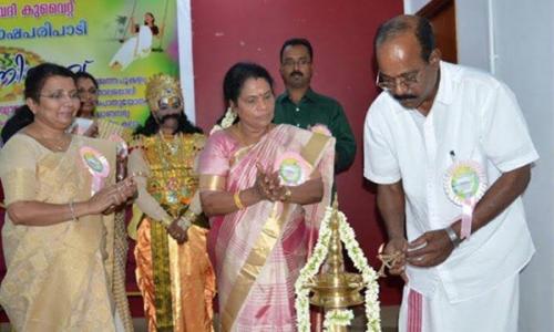 വനിതാവേദി കുവൈറ്റ് ഓണാഘോഷം സംഘടിപ്പിച്ചു വനിതാവേദി കുവൈറ്റ് ഓണാഘോഷം സംഘടിപ്പിച്ചു