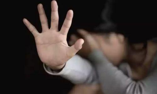 9 വയസ്സുകാരിയെ പീഡിപ്പിച്ചു കൊലപ്പെടുത്തിയ കേസിലെ പ്രതിയെ കാലിൽ വെടിവെച്ച് കീഴടക്കി അറസ്റ്റ് ചെയ്തു 9 വയസ്സുകാരിയെ പീഡിപ്പിച്ചു കൊലപ്പെടുത്തിയ കേസിലെ പ്രതിയെ കാലിൽ വെടിവെച്ച് കീഴടക്കി അറസ്റ്റ് ചെയ്തു