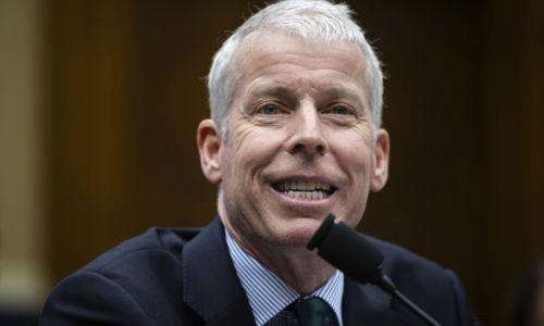 അമേരിക്കയിലും വിൽക്കാൻ എണ്ണയുണ്ട്; റഷ്യയിൽ നിന്ന് എണ്ണ വാങ്ങുന്നതിൽ വിമർശനം ശക്തമാക്കി യുഎസ്