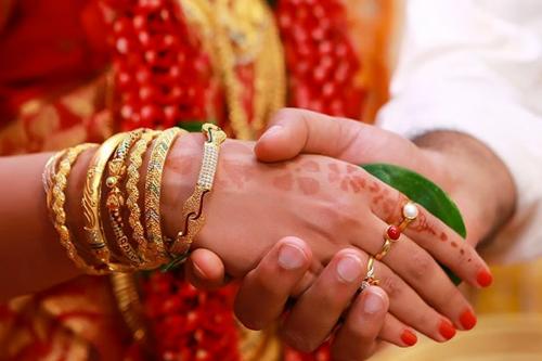 ഒൻപതുവർഷമായിട്ടും വിവാഹം നടത്തിക്കൊടുക്കാത്ത വിവാഹബ്യൂറോയ്ക്ക് പിഴ