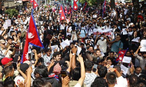 ജെൻസി പ്രക്ഷോഭം; നേപ്പാളിലുള്ള ഇന്ത്യക്കാർ ജാഗ്രത പാലിക്കണം: മുന്നറിയിപ്പുമായി വിദേശകാര്യമന്ത്രാലയം