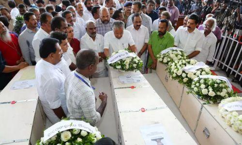 കുവൈത്തിൽ പ്രവാസി മലയാളികൾക്ക് അന്തിമോപചാരം അർപ്പിച്ച് മുഖ്യമന്ത്രി കുവൈത്തിൽ പ്രവാസി മലയാളികൾക്ക് അന്തിമോപചാരം അർപ്പിച്ച് മുഖ്യമന്ത്രി