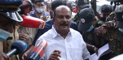 പിണറായി വിജയനുള്ള മറുപടി മറ്റന്നാള് കൊടുക്കും; പി സി ജോര്ജ് പിണറായി വിജയനുള്ള മറുപടി മറ്റന്നാള് കൊടുക്കും; പി സി ജോര്ജ്