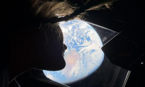 ചന്ദ്രന്റെ ചാരെ ആർട്ടെമിസ് II; ചരിത്ര നേട്ടത്തിനരികെ നാസ