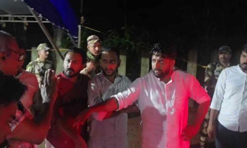 മറ്റ് വാഹനങ്ങള്‍ പരിശോധിച്ചില്ലെന്ന് ഷാഫി പറമ്പിൽ; ഉദ്യോഗസ്ഥര്‍ അപമാനിച്ചെന്ന് രാഹുല്‍ മാങ്കൂട്ടത്തിൽ