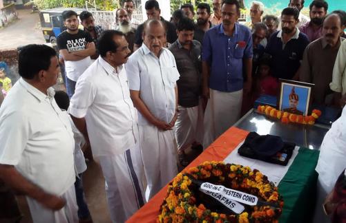 ധീര ജവാൻ നിധിൻ നാരായണന് നാടിന്റെ അന്ത്യാഞ്ജലി