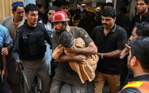 പാകിസ്ഥാനിൽ സ്കൂൾ മേൽക്കൂര തകർന്നു വീണു: 29 കുട്ടികളും അധ്യാപികയും കൊല്ലപ്പെട്ടു