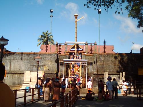 മകരവിളക്ക്; ശബരിമല നട ഈ മാസം 16ന് തുറക്കും മകരവിളക്ക്; ശബരിമല നട ഈ മാസം 16ന് തുറക്കും