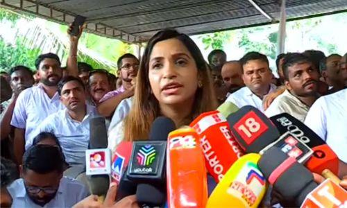 തെരഞ്ഞെടുപ്പിലെ വൻ വിജയം ഉമ്മൻ ചാണ്ടിയെ വേട്ടയാടിയവർക്ക് മുഖത്തേറ്റ പ്രഹരമെന്ന് അച്ചു ഉമ്മൻ തെരഞ്ഞെടുപ്പിലെ വൻ വിജയം ഉമ്മൻ ചാണ്ടിയെ വേട്ടയാടിയവർക്ക് മുഖത്തേറ്റ പ്രഹരമെന്ന് അച്ചു ഉമ്മൻ