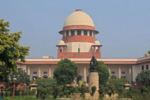 വിവാഹ വാഗ്ദാനം നൽകി പീഡിപ്പിച്ചു എന്ന് വിവാഹിതയായ സ്ത്രീക്ക് പരാതിപ്പെടാനാവില്ല: സുപ്രിംകോടതി