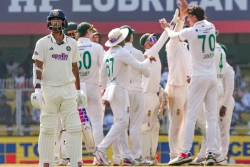 ഇന്ത്യ 201ന് പുറത്ത്; ഫോളോ ഓൺ ചെയ്യിക്കാതെ ദക്ഷിണാഫ്രിക്ക