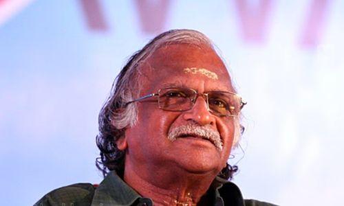 വയലാർ അവാർഡ് ശ്രീകുമാരൻ തമ്പിക്ക് വയലാർ അവാർഡ് ശ്രീകുമാരൻ തമ്പിക്ക്