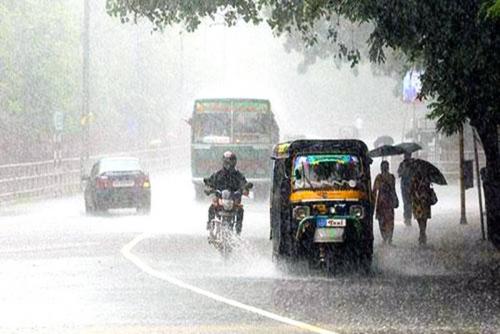 തമിഴ്നാട്ടിൽ കനത്ത മഴ തമിഴ്നാട്ടിൽ കനത്ത മഴ