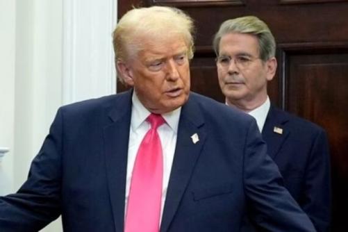 ദക്ഷിണ കൊറിയക്കുമേലുള്ള താരിഫ് 25 ശതമാനമായി വർദ്ധിപ്പിച്ച് ട്രംപ്; വ്യാപാര കരാർ വൈകുന്നതിൽ നടപടി