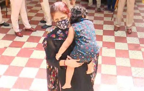 മഹസർ രേഖയിൽ ഒപ്പിടാൻ ഭീഷണിപ്പെടുത്തി : ബിനീഷിന്റെ ഭാര്യ