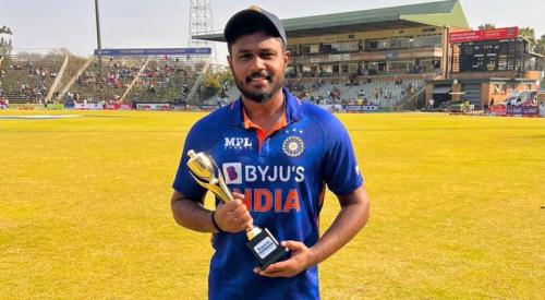 കേരള ബ്ലാസ്റ്റേഴ്സ് ബ്രാൻഡ് അംബാസിഡറായി സഞ്ജു സാംസൺ കേരള ബ്ലാസ്റ്റേഴ്സ് ബ്രാൻഡ് അംബാസിഡറായി സഞ്ജു സാംസൺ