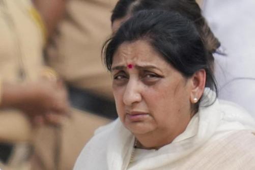 മഹാരാഷ്ട്രയുടെ ആദ്യ വനിതാ ഉപമുഖ്യമന്ത്രിയായി സുനേത്ര പവാർ ഇന്ന് അധികാരമേൽക്കും