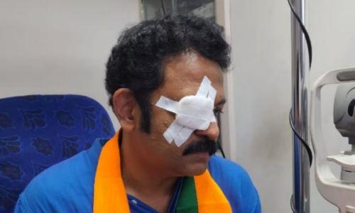 നടന്നത് ബോധപൂര്വമായ ആക്രമണം, തിരക്കുണ്ടാക്കി മൂര്ച്ചയുള്ള വസ്തുകൊണ്ട് കണ്ണില് കുത്തി; കൃഷ്ണകുമാര് നടന്നത് ബോധപൂര്വമായ ആക്രമണം, തിരക്കുണ്ടാക്കി മൂര്ച്ചയുള്ള വസ്തുകൊണ്ട് കണ്ണില് കുത്തി; കൃഷ്ണകുമാര്