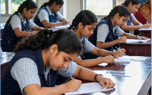 പ്ലസ് ടു ഓണപ്പരീക്ഷാ ടൈംടേബിളിൽ മാറ്റം; പരീക്ഷകൾ ഓഗസ്റ്റ് 14-ലേക്ക് മാറ്റി