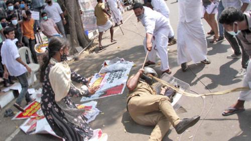 അക്രമം ആസൂത്രിതം: കെ.എസ്.യു സമരത്തെ വിമര്‍ശിച്ച് മുഖ്യമന്ത്രി