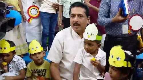 സ്കൂളുകളിൽ ആഴ്ചയിലൊരിക്കൽ കളർ ഡ്രസ്സ് പരിഗണനയിലെന്ന് വിദ്യാഭ്യാസ മന്ത്രി