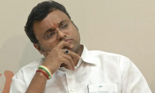 കാ­ർ­ത്തി­ ചി­­­­­­­­­­­­­­­ദംബരത്തി­­­­­­­­­­­­­­­ന്‍റെ­­­­­­­­­­­­­­­ വീ­­­­­­­­­­­­­­­ട്ടി­­­­­­­­­­­­­­­ലും ഓഫീ­­­­­­­­­­­­­­­സു­­­­­­­­­­­­­­­കളി­­­­­­­­­­­­­­­ലും റെ­­­­­­­­­­­­­­­യ്ഡ്