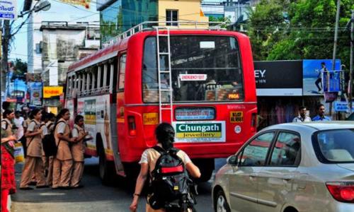 ജൂൺ ഒന്ന് മു­തൽ വി­ദ്യാ­ർ­ത്ഥി­കൾ­ക്ക് കൺ‍­സഷൻ നൽ­കി­ല്ലെ­ന്ന് സ്വകാ­ര്യ ബസ് ഉ­ടമകൾ