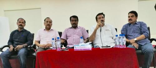 പ്രളയ ദുരിതാശ്വാസം - ബഹ്‌റൈൻ പ്രവാസി മലയാളികളുമായി ബന്ധപ്പെട്ട വിഷയങ്ങൽക്ക്‌  സമാജത്തെ സമീപിക്കാം
