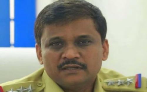 പിണറായിയുടെ വിശ്വസ്തന് വയനാട്ടിൽ തുടർച്ച: സ്ഥലംമാറ്റ ഹർജി തള്ളി ആഭ്യന്തര വകുപ്പ് ഉത്തരവ്