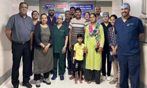 വയറുവേദനക്ക് ചികിത്സ തേടിയ ഏഴ് വയസ്സുകാരന്റെ വയറ്റിൽ നിന്ന് നീക്കം ചെയ്തത് മുടിക്കെട്ടും ഷൂലേസും വയറുവേദനക്ക് ചികിത്സ തേടിയ ഏഴ് വയസ്സുകാരന്റെ വയറ്റിൽ നിന്ന് നീക്കം ചെയ്തത് മുടിക്കെട്ടും ഷൂലേസും