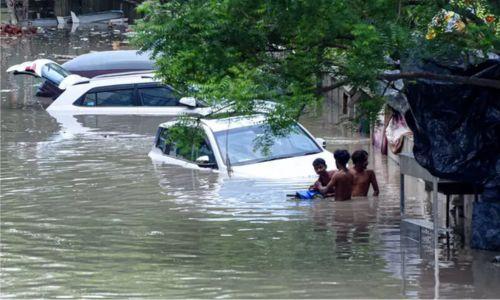 വെള്ളത്തിൽ മുങ്ങി ഡൽഹി; കുടിവെള്ള ശുദ്ധീകരണ പ്ലാന്റുകൾ അടച്ചു വെള്ളത്തിൽ മുങ്ങി ഡൽഹി; കുടിവെള്ള ശുദ്ധീകരണ പ്ലാന്റുകൾ അടച്ചു