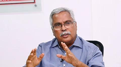 ചതിയൻ ചന്തു വെള്ളാപ്പള്ളി തന്നെ; മാർക്കിടാൻ ആരെയും ഏൽപ്പിച്ചിട്ടില്ല: ബിനോയ് വിശ്വം