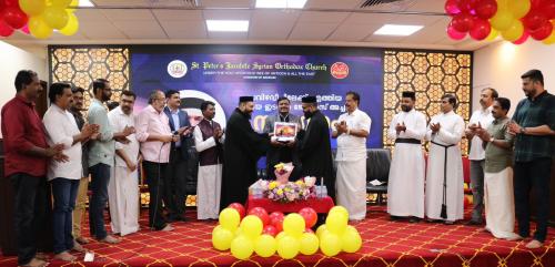 നാട്ടിലേയ്ക്ക് പോകുന്ന വികാരിമാർക്ക് യാത്രയപ്പ് നൽകി