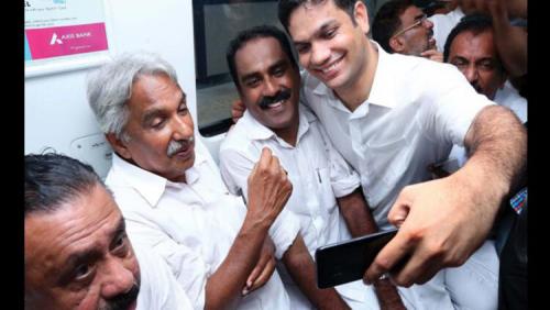 മെട്രോ ജനകീയ യാത്ര കേസ്: ഉമ്മൻ ചാണ്ടി ഉൾപ്പടെ മുഴുവൻ പ്രതികളേയും വെറുതെവിട്ടു മെട്രോ ജനകീയ യാത്ര കേസ്: ഉമ്മൻ ചാണ്ടി ഉൾപ്പടെ മുഴുവൻ പ്രതികളേയും വെറുതെവിട്ടു