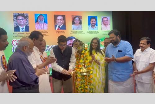 ബഹ്‌റൈൻ കേരളീയ സമാജം സംഘടിപ്പിച്ച വിപുലമായ ഓണസദ്യയിൽ 5000-ത്തിലധികം പേർ പങ്കെടുത്തു