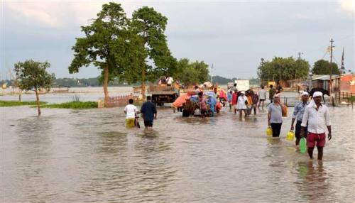 കനത്ത മഴ: ഉത്തർപ്രദേശിലെ 650 ഗ്രാമങ്ങളിൽ വെള്ളപ്പൊക്കം