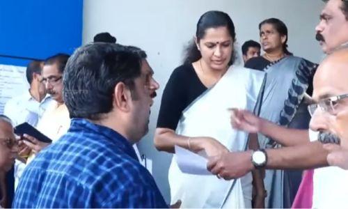 കരാര് ഇടപാടുകളില് ദുരൂഹത; കണ്ണൂര് ജില്ലാ പഞ്ചായത്ത് അനുവദിച്ച 13 കോടി രൂപയുടെ ഉപകരാര് നല്കിയത് സ്വകാര്യ കമ്പനിക്ക് കരാര് ഇടപാടുകളില് ദുരൂഹത; കണ്ണൂര് ജില്ലാ പഞ്ചായത്ത് അനുവദിച്ച 13 കോടി രൂപയുടെ ഉപകരാര് നല്കിയത് സ്വകാര്യ കമ്പനിക്ക്