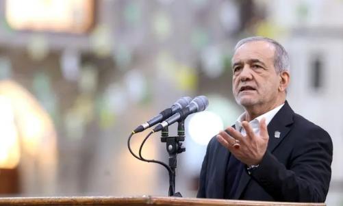 ഖാംനഈയുടെ വധം മഹാപരാധം; തിരിച്ചടി നൽകുമെന്ന് ഇറാൻ പ്രസിഡന്റ്; രാജ്യത്ത് 40 ദിവസത്തെ ദുഃഖാചരണം