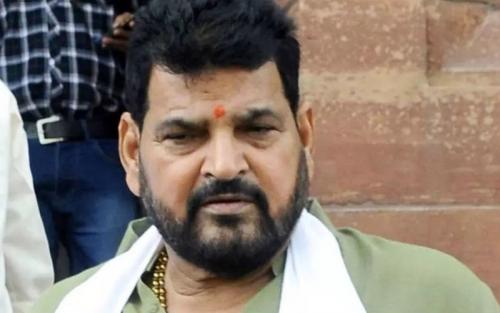 ബ്രിജ് ഭൂഷനെതിരായ പരാതിയിൽ പ്രായപൂർത്തിയാകാത്ത ഗുസ്തി താരത്തിന്റെ മൊഴി രേഖപ്പെടുത്തി ബ്രിജ് ഭൂഷനെതിരായ പരാതിയിൽ പ്രായപൂർത്തിയാകാത്ത ഗുസ്തി താരത്തിന്റെ മൊഴി രേഖപ്പെടുത്തി
