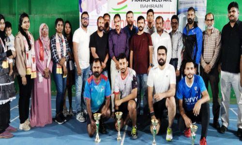 പ്രവാസി വെൽഫെയർ ബാഡ്മിൻ്റൺ ടൂർണമെന്റ്: സുജിത് സുരൻ, ഫൈസൽ സലീം ജേതാക്കൾ പ്രവാസി വെൽഫെയർ ബാഡ്മിൻ്റൺ ടൂർണമെന്റ്: സുജിത് സുരൻ, ഫൈസൽ സലീം ജേതാക്കൾ