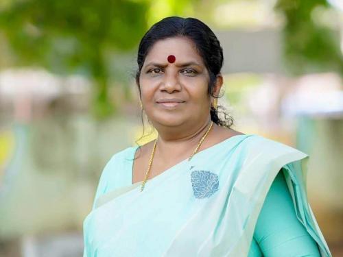 സംസ്ഥാനത്തെ എല്ലാ ബ്ലോക്കുകളിലും വെറ്റിനറി ആംബുലൻസ് നൽകും: മന്ത്രി ജെ ചിഞ്ചുറാണി സംസ്ഥാനത്തെ എല്ലാ ബ്ലോക്കുകളിലും വെറ്റിനറി ആംബുലൻസ് നൽകും: മന്ത്രി ജെ ചിഞ്ചുറാണി