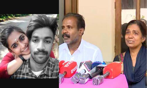 ഗ്രീഷ്മയുടെ അമ്മയും കുറ്റക്കാരിയല്ലേ, പിന്നെന്തിന് വെറുതെ വിട്ടു; വിങ്ങിപൊട്ടി ഷാരോണിന്റ അമ്മ ഗ്രീഷ്മയുടെ അമ്മയും കുറ്റക്കാരിയല്ലേ, പിന്നെന്തിന് വെറുതെ വിട്ടു; വിങ്ങിപൊട്ടി ഷാരോണിന്റ അമ്മ