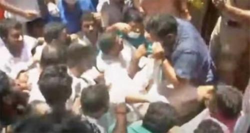 ജലീൽ രാജിവയ്ക്കണമെന്ന് ആവശ്യം; യൂത്ത് കോൺഗ്രസ് പ്രവർ‌ത്തകരുടെ മാർച്ചിൽ സംഘർഷം