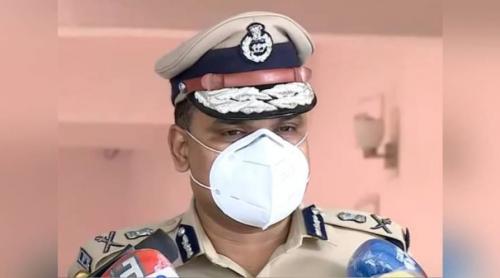 ആലപ്പുഴ ഇരട്ട കൊലപാതകം; പ്രതികൾ സംസ്ഥാനം വിട്ടു ആലപ്പുഴ ഇരട്ട കൊലപാതകം; പ്രതികൾ സംസ്ഥാനം വിട്ടു